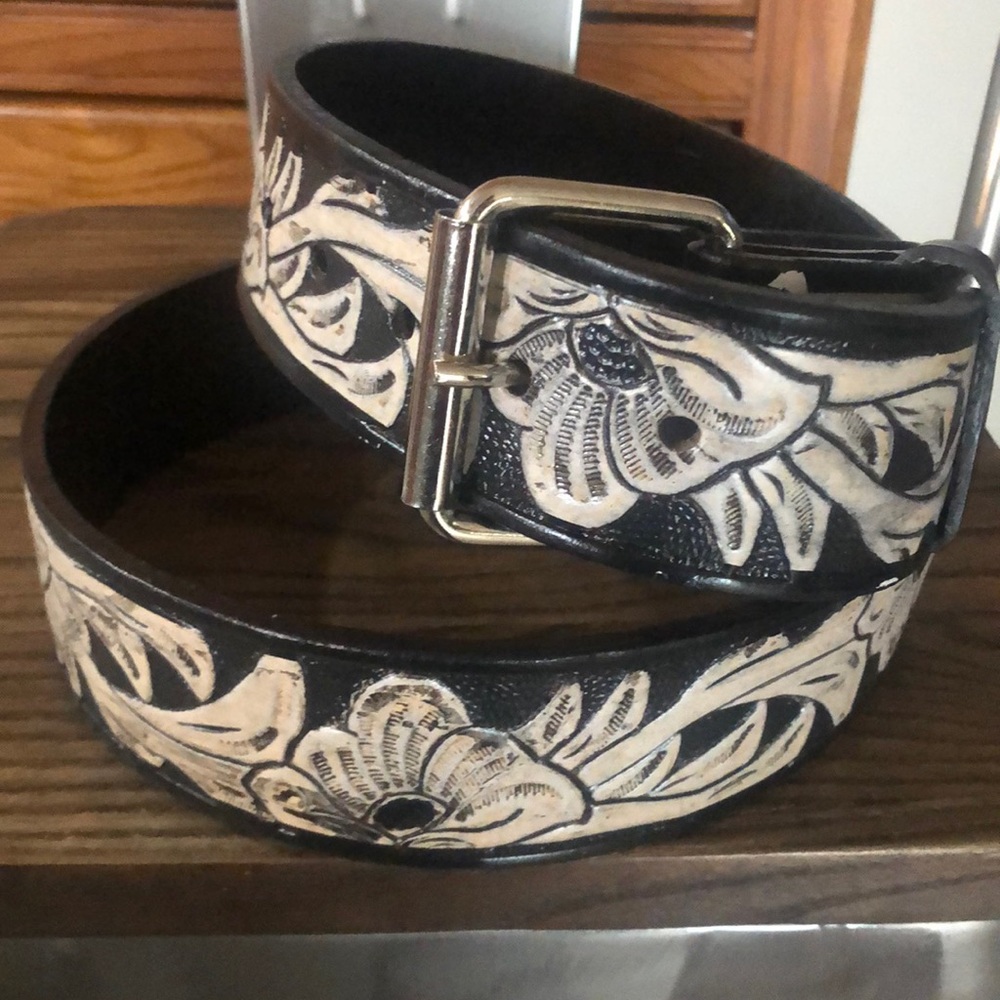 Cowboy leather belt